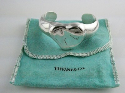 Tiffany and Co Elsa Peretti Sterling Silver Full Heart Cuff Bracelet 6.75 Inches