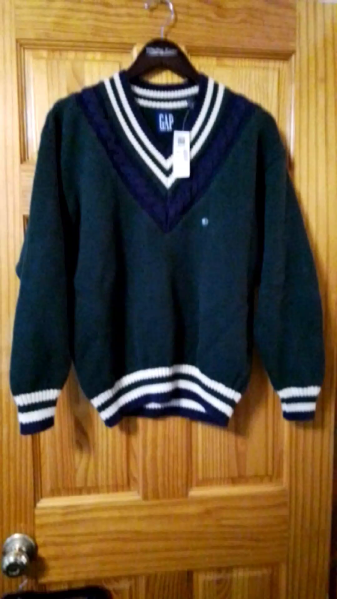 Gap Sweater Vtg 90's Mens Small NWT Long Sleeve V-Neck Pullover | eBay