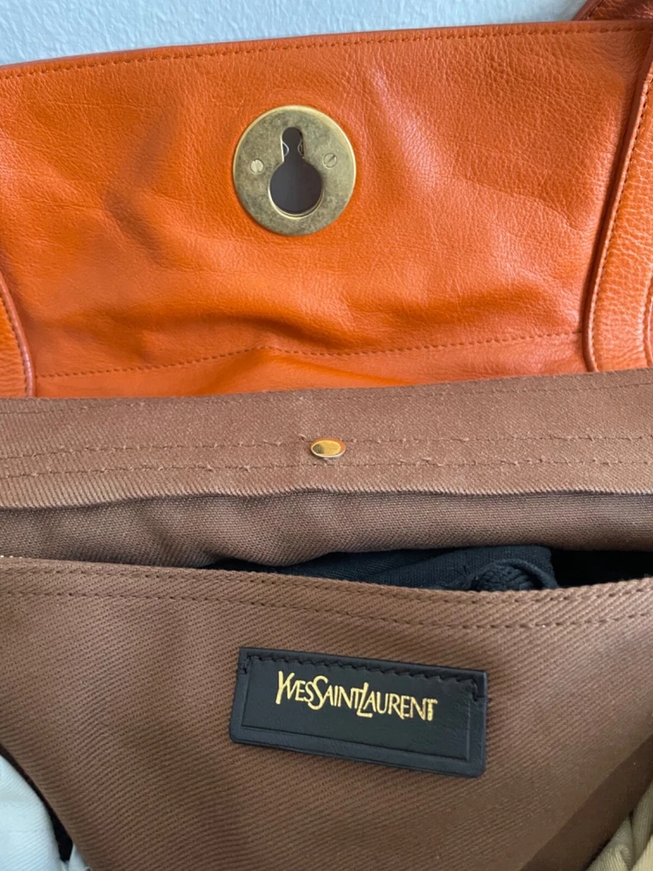 YSL橙色手提包 半全新。 大到足以携带笔记本电脑。 1肩带单肩包  — 第 3/3 张图片