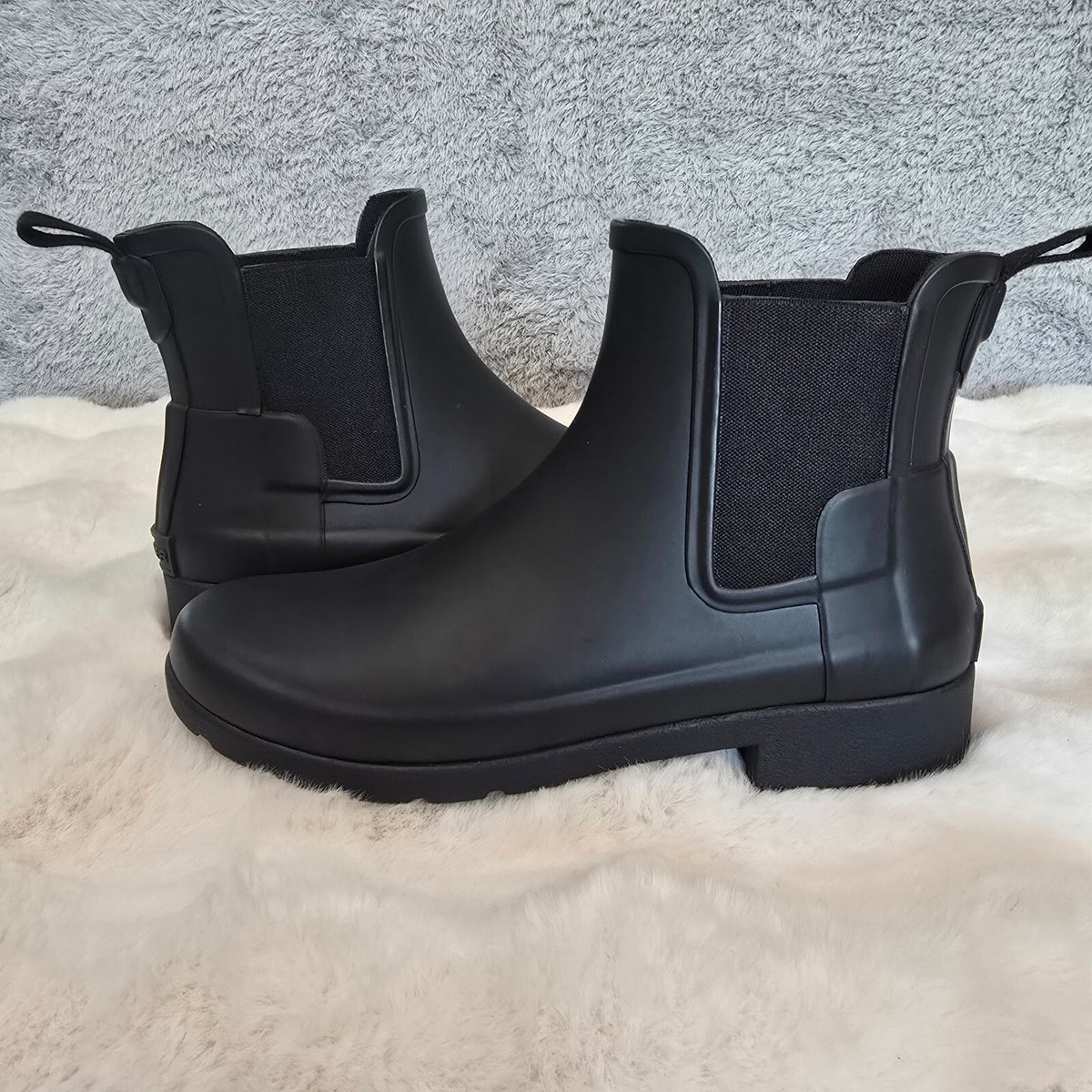 NEW! Hunter Refined Slim Fit Chelsea Boots Black Women's Size US  (WFS1017RMA)