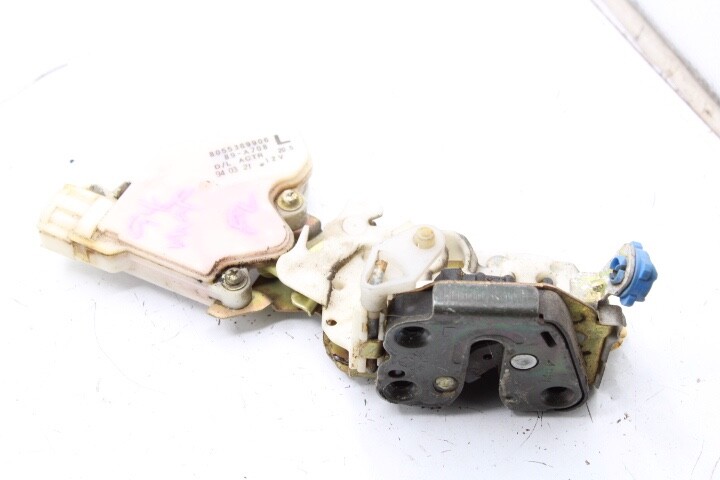 マークロナ 1989-1997 Maxima Left Driver Front Door Power Lock latch 80503