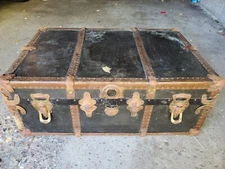 Antique Stage Coach Steamer Trunk Travel Chest Suitcase Pink Flowers & Birds
