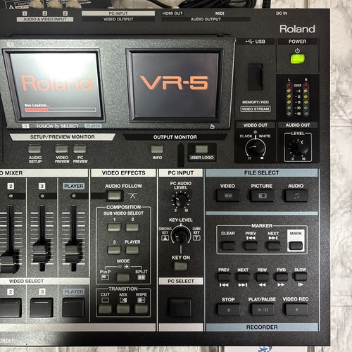 Roland VR-5 Mixer AV Multiformato Video Switcher e Registratore - Foto 6 di 18