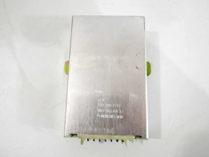 77-81 Mercedes W123 280E 280CE Módulo de control de crucero Control de crucero 0035450832 NUEVO OEM Foto 2 de 4