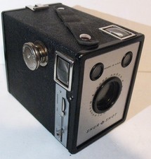Vintage 1930s Agfa Ansco Shur Shot B2 Film Box Camera can use 120 now
