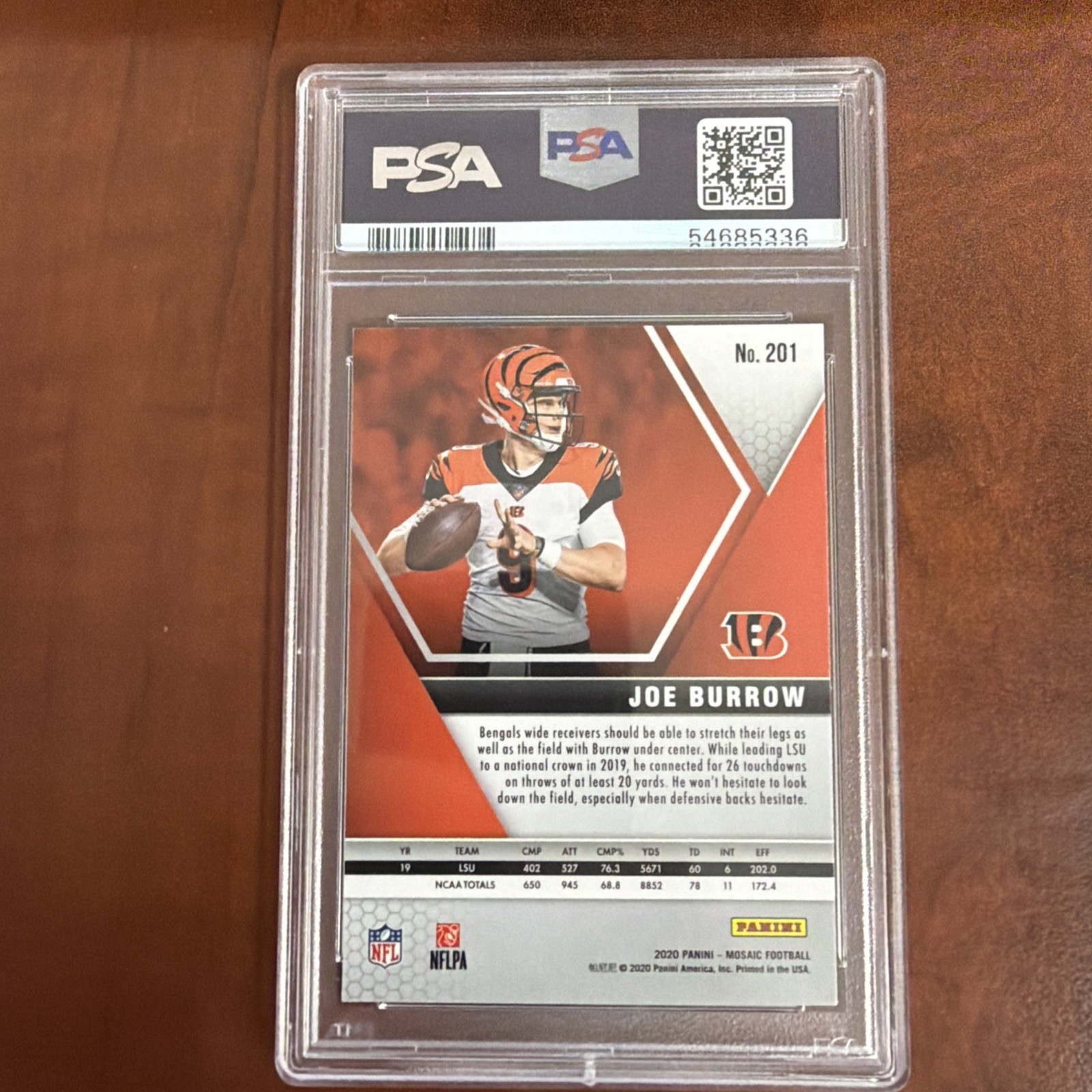 2020 Panini Mosaic #201 Joe Burrow Cincinnati Bengals RC Rookie PSA 10 GEM MINT view 2