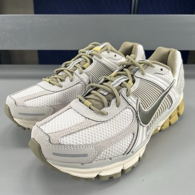 Size 9 - Nike Air Zoom Vomero 5 Light Bone Olive