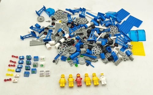 Lego Classic Space Lot Bundle Space 928 Spaceship Figures Print Parts GOOD