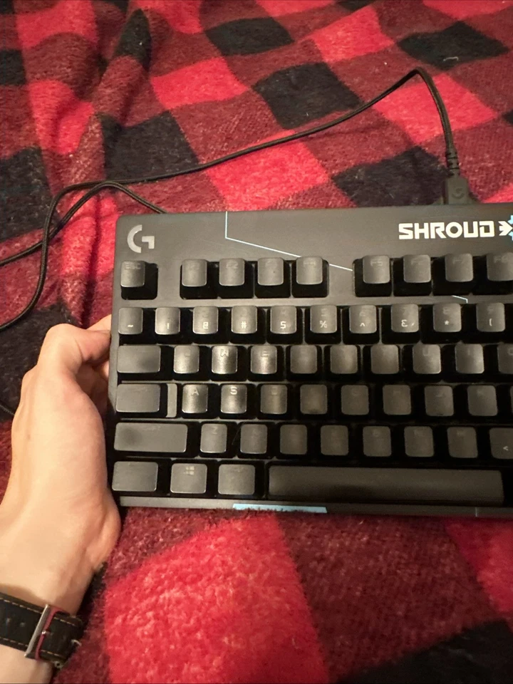 Logitech TKL Pro Gaming Keyboard Red, Linear Switches, Shroud Edition - Image 2 of 4