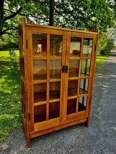 ANTIQOU Gustav Stickley China cabinet Model 814  circa 1908      NO REPRODUCRION on The Hot Collector