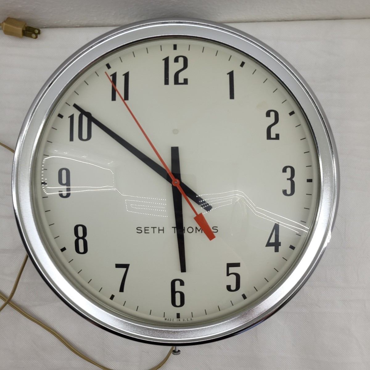 Vintage Seth Thomas School Clock #611 Manager SS18D Electric