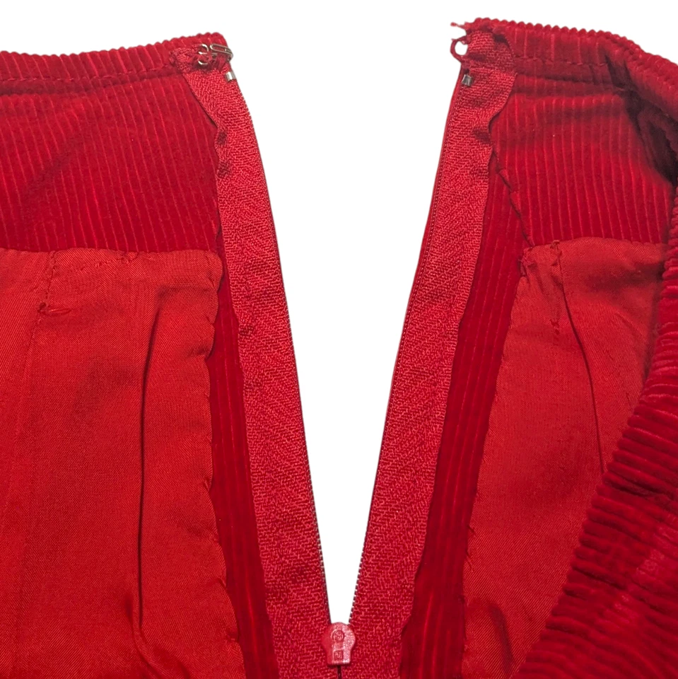 Falda Vintage tiro alto cintura caída talla 24 rojo cereza brillante pana San Valentín Foto 4 de 4