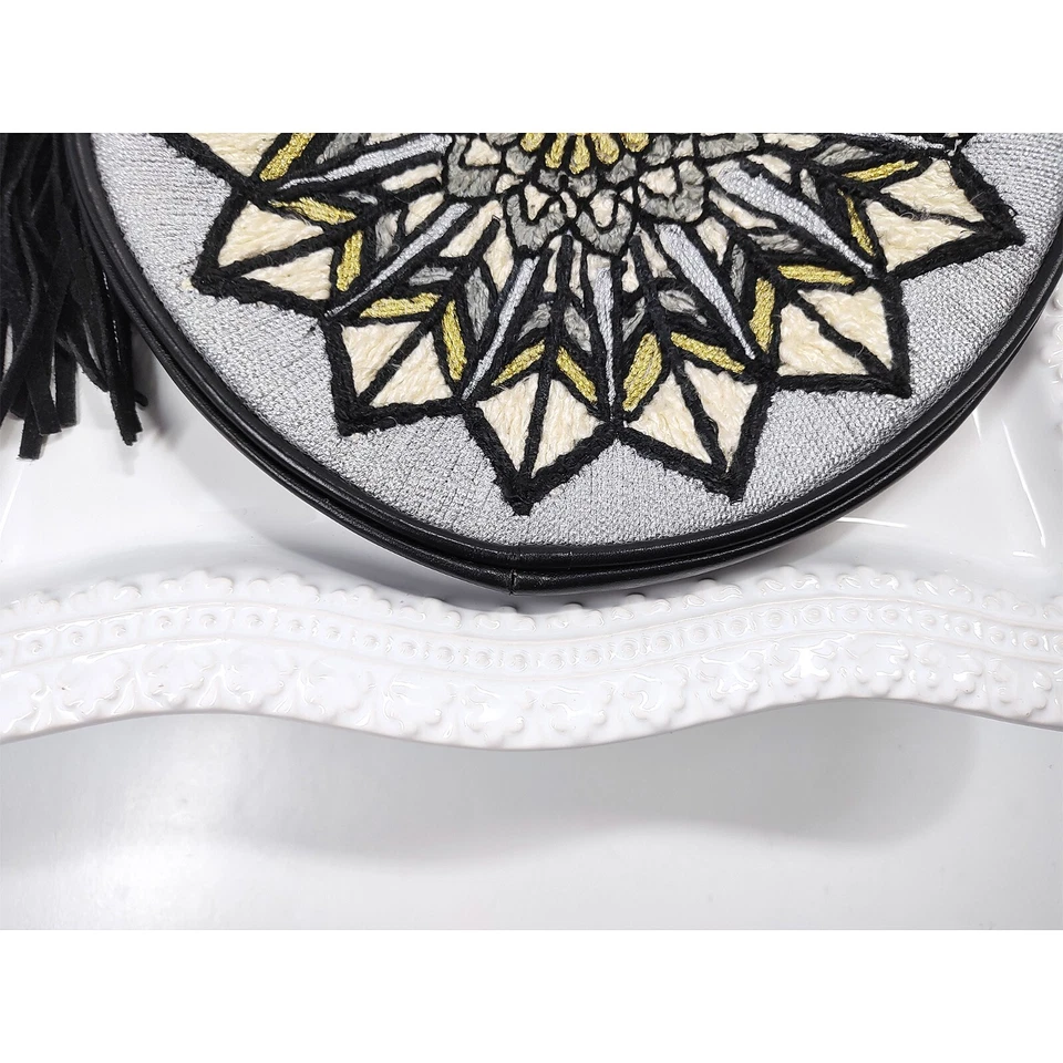 Cartera Bandolera de Cuero Jasper Jeera Borla Anthropologie Redonda Mandala Boho 9" Foto 3 de 4