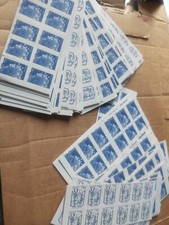 Lot 27 timbres monde NEUFS autocollants à validité permanente 20 g carnets tvp