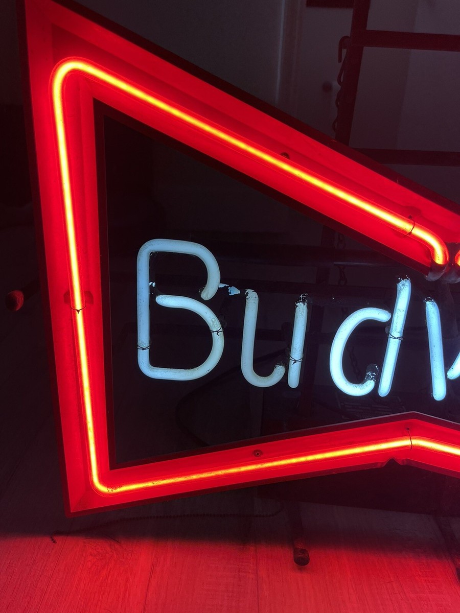 BLUES‼️【匿名発送】Budweiserネオン管　レトロネオン管 BLUES‼️【匿名発送】Budweiserネオン管 レトロネオン管 希少