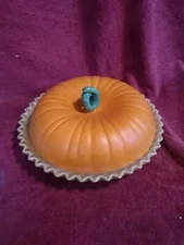 ⭐⭐⭐⭐Pumpkin Pie Covered Keeper Plate Ceramic Dish ,read item description 