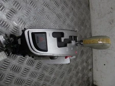 Nissan Elgrand Automatic Gear Stick / Shifter Mk2 E51 3.5 Petrol 2002-2009H