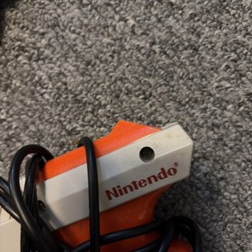 Nintendo NES Super Mario Bros./Duck Hunt & Zapper Light Gun Untested Sleeve
