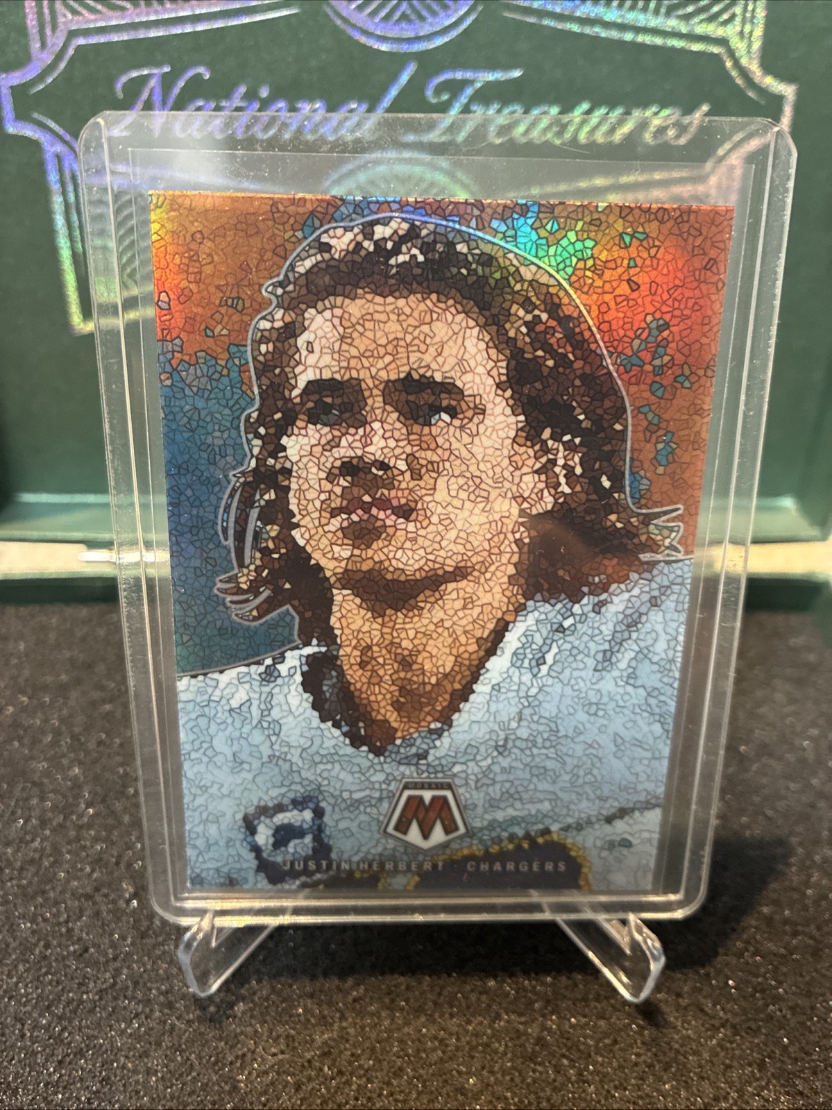 2023 Mosaic Football JUSTIN HERBERT MICRO Mosaic Prizm SSP Case Hit #MM-12
