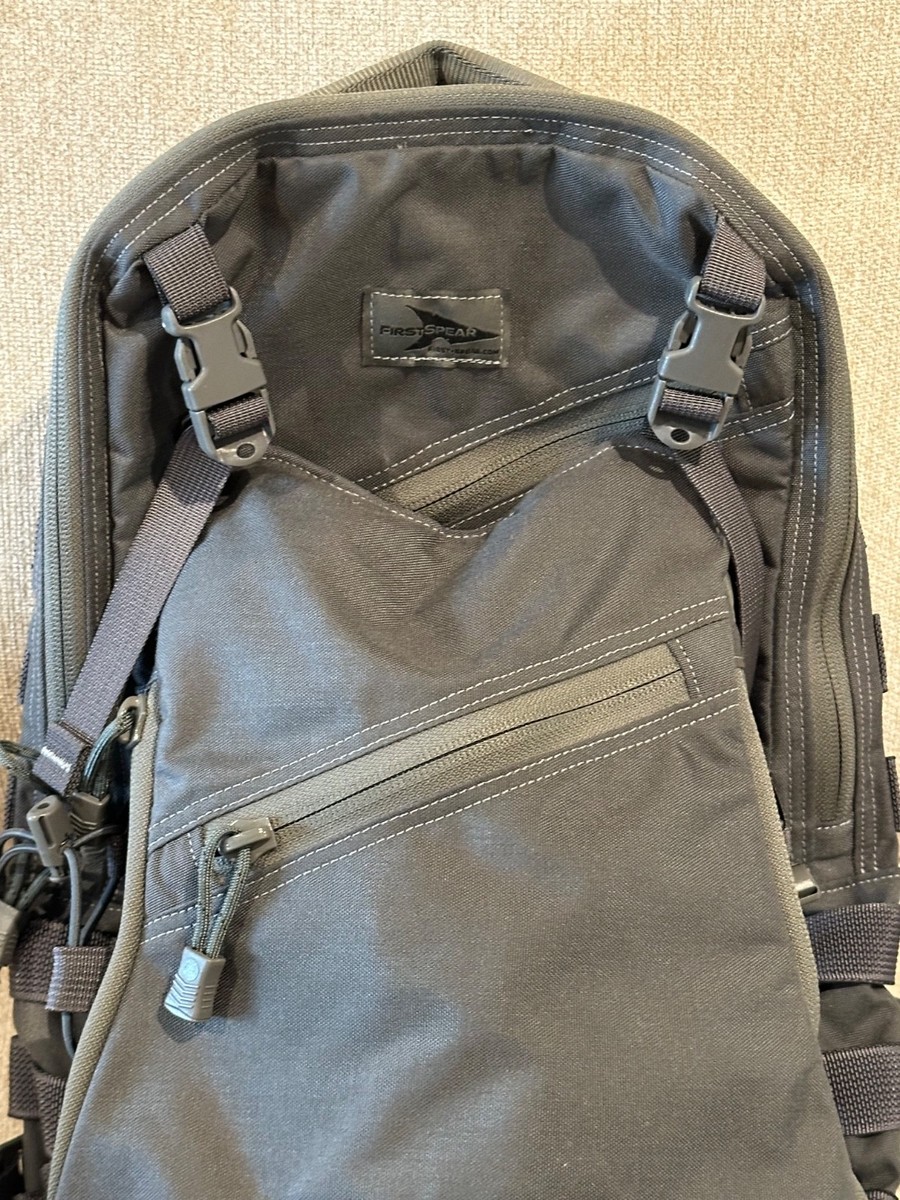 First Spear Exigent Circumstance Pack (ECP) Mantee Grey! New