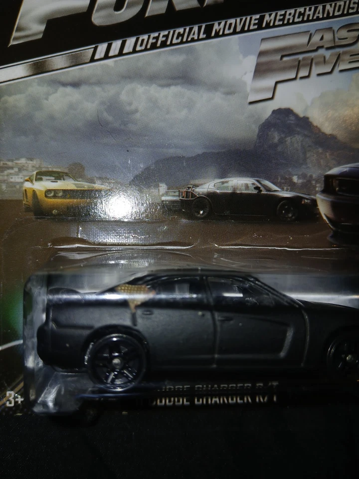 Super RARE 2012 Hot Wheels Fast and Furious 2011 Dodge Challenger R/T. 8 Of 8. - Image 2 of 4