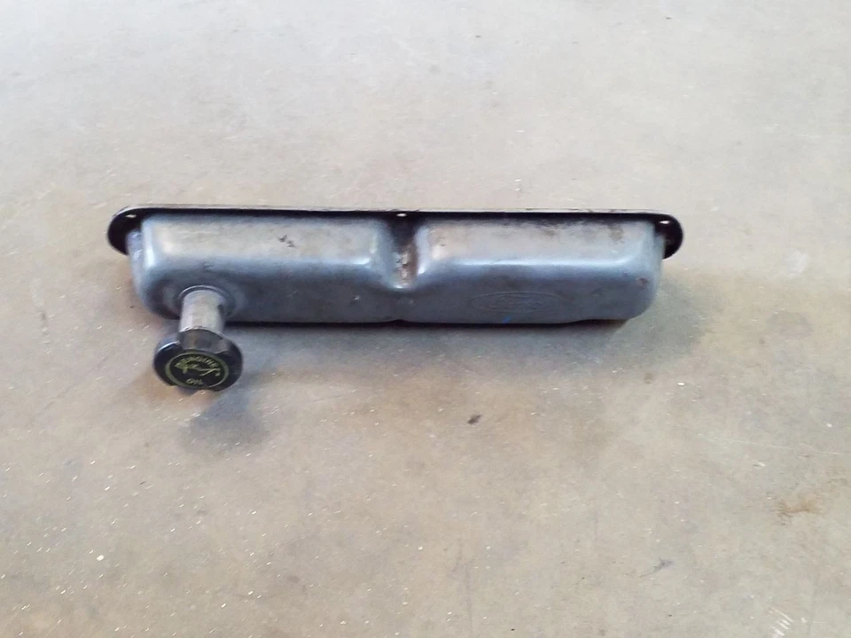 Cubierta de válvula izquierda del motor 5,8 L | Se adapta a Ford F150 F250 F350 1995-1997 Foto 2 de 4