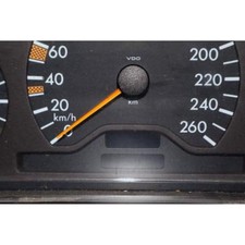 Compteur Mercedes 208