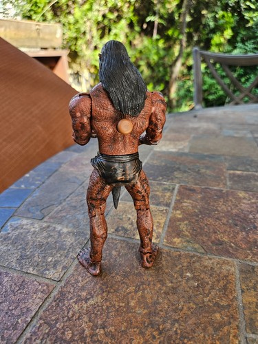 TOY BIZ Lord of the Rings NEWBORN LURTZ URUK-HAI 7 1/8” Action Figure - Picture 6 of 14