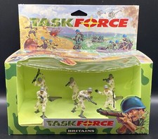 Vintage Britains Task Force 7604  6 ARCTIC Action Figures  NEW