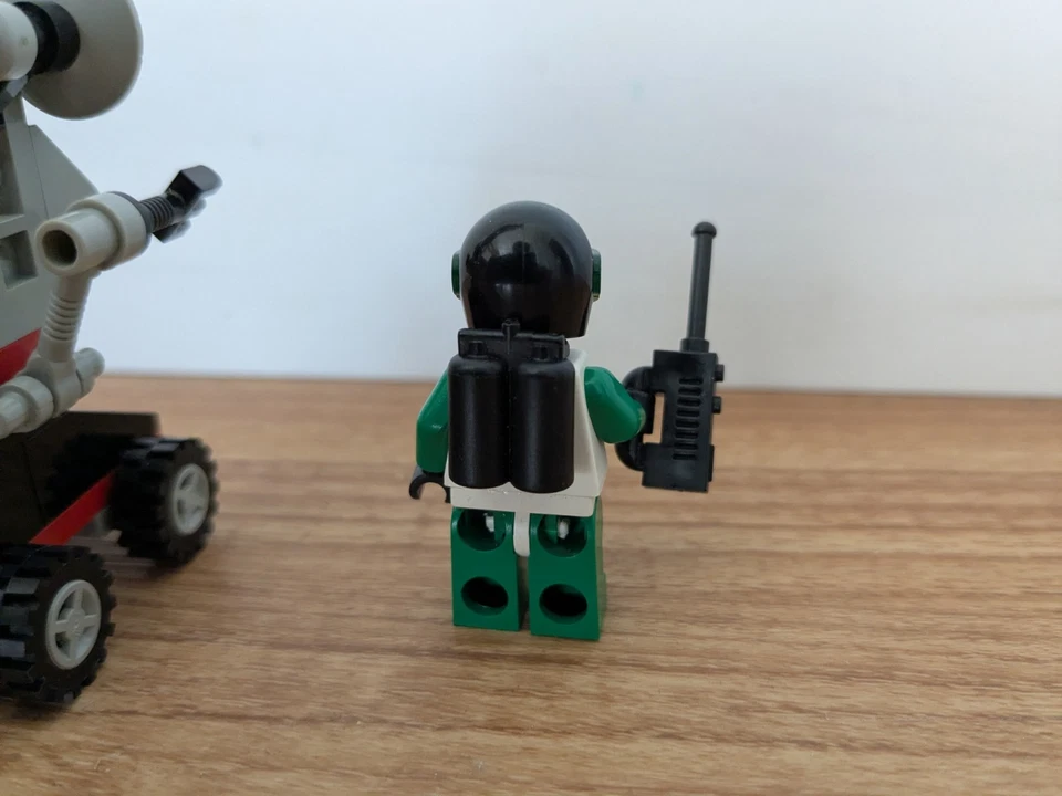 LEGO Space Police II: 1969 Mini Robot - 100% Complete Very Good - Image 3 of 3