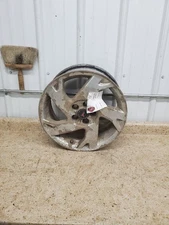 Wheel 16x6-1/2 Aluminum 5 Spoke Silver Painted Opt QD2 Fits 03-08 VIBE 304070