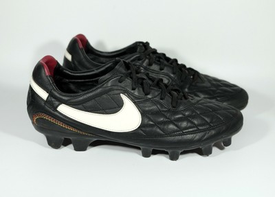 r10 cleats