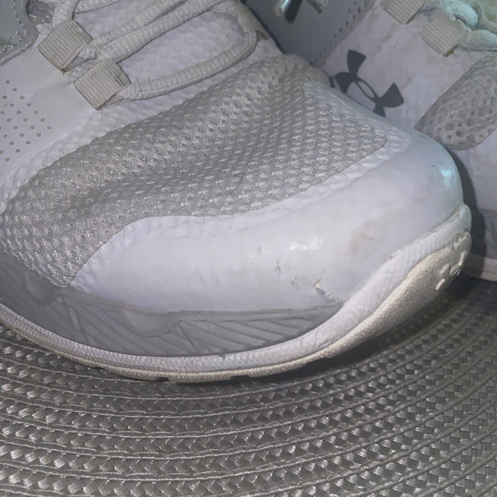 Size 9 - Under Armour Commit Gray 2016 - image 8