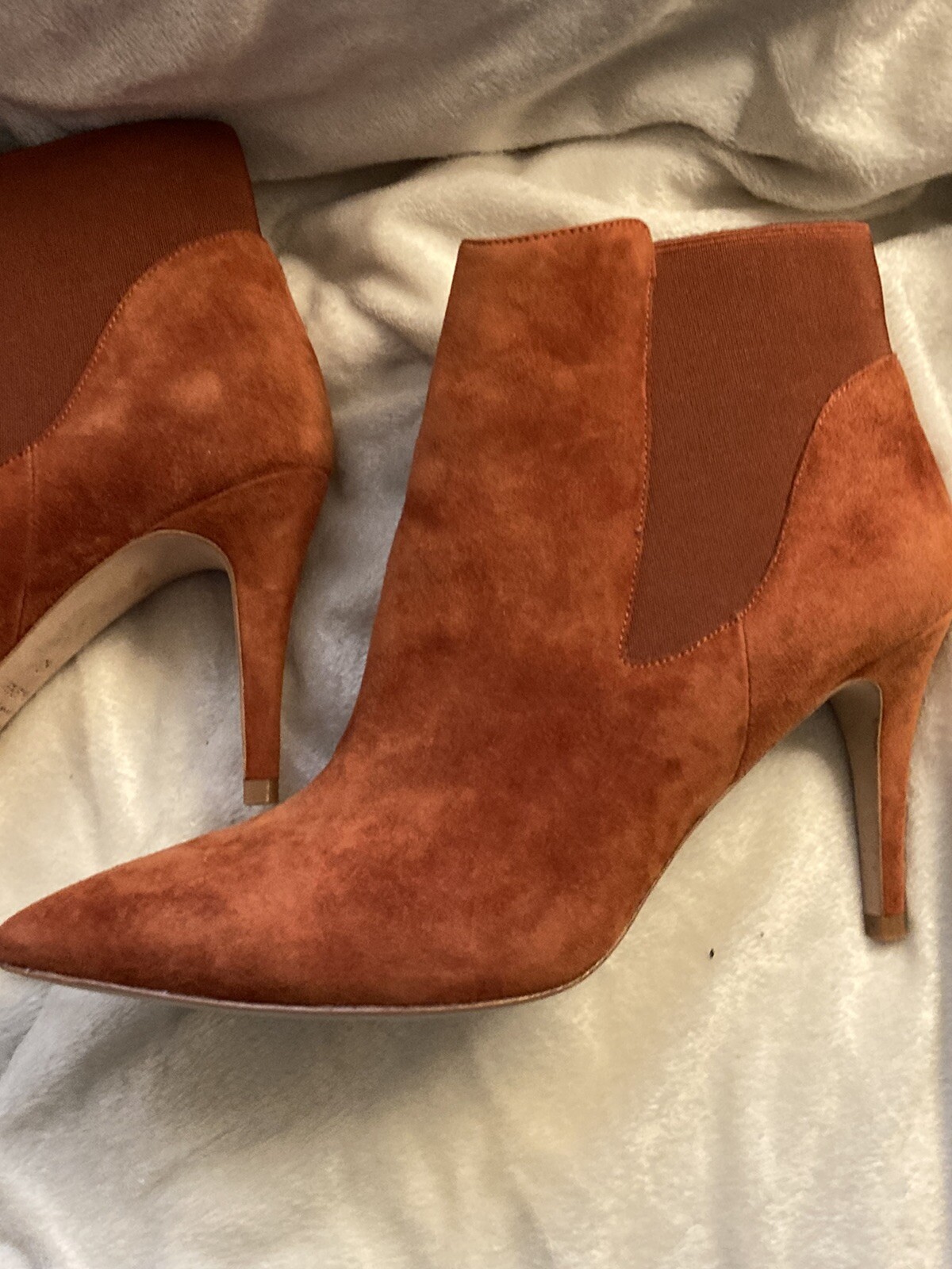 Boden Elsworth Bootie Suede Stiletto 