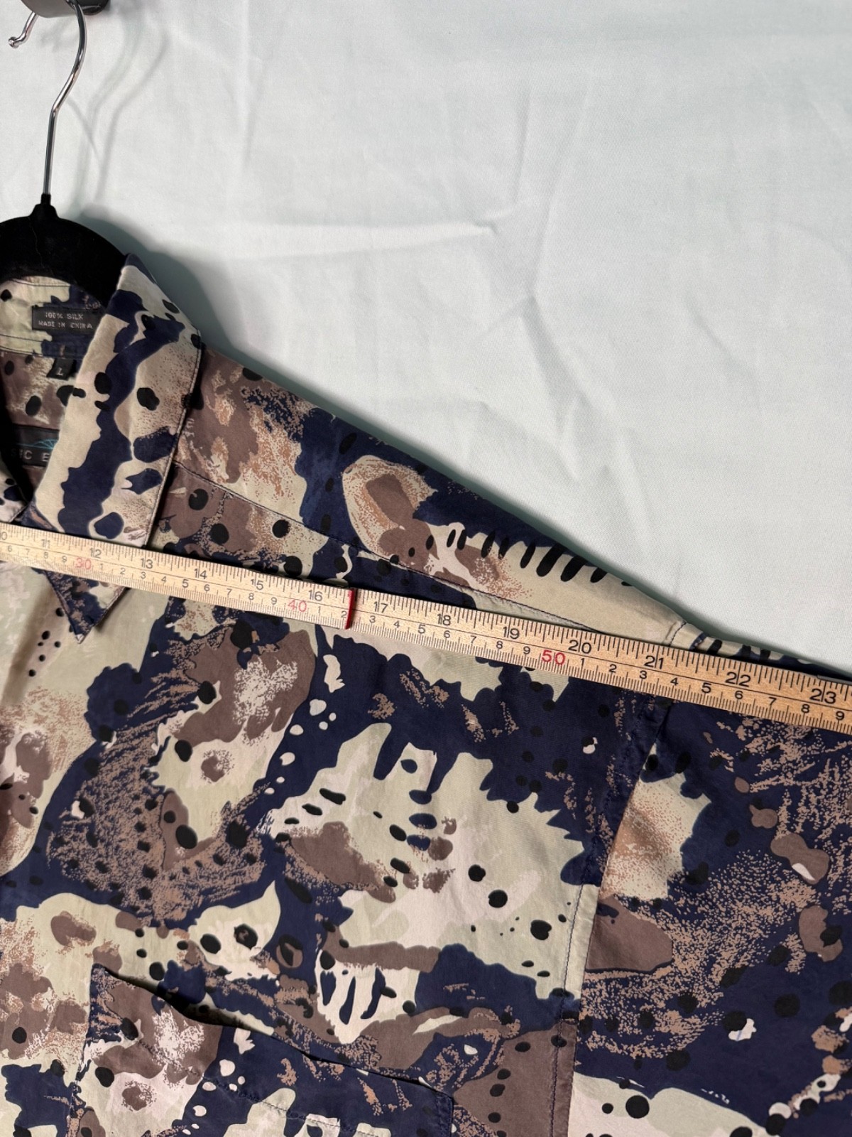 Basic Elements Mens Silk Button up sz L abstract … - image 7