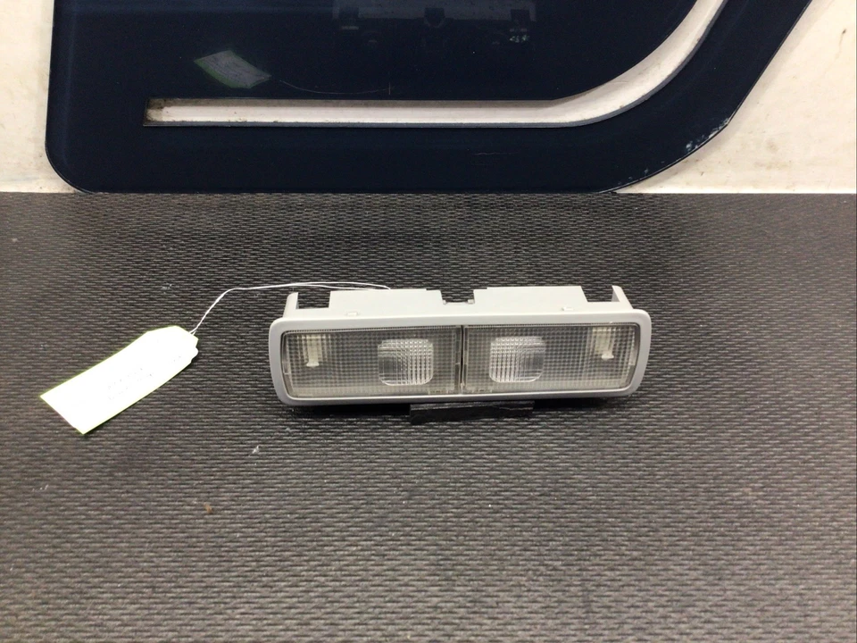 2004 Honda Element-OVERHEAD DOME MAP LIGHT — 第 2/4 张图片