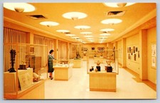 Vtg Postcard Harry Truman Library Independence Missouri Museum Gifts Flag USA