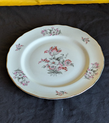 The Hallmark Canonsburg 22kt Gold Trimmed Moss Rose Dinner Plate