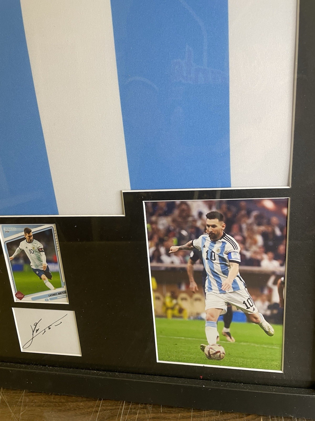 Lionel Messi Leo Framed Authentic Argentina Jersey CARD AUTO REPRINT view 4