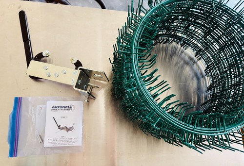 Green Wreath 14" Clamp Frame, Mitchell Craftmaster II Clamping Tool + 41 Wreaths