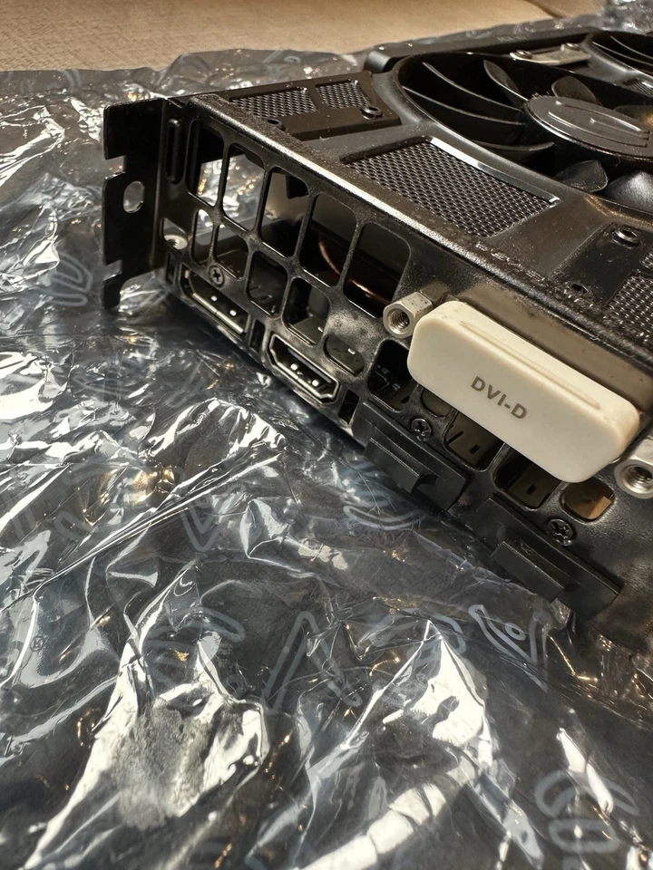 EVGA GeForce GTX 1060 6GB SSC 06G-P4-6267-KR Graphics Card - Used - Image 3 of 4