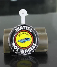 Splittin Image  Metal  button badge   Hot Wheels REDLINE
