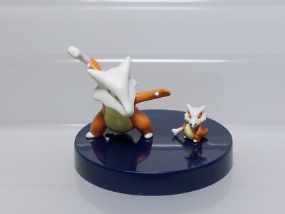 Marowak Cubone Pokemon Zukan 1/40 Scale Figure Takara Tomy 2008