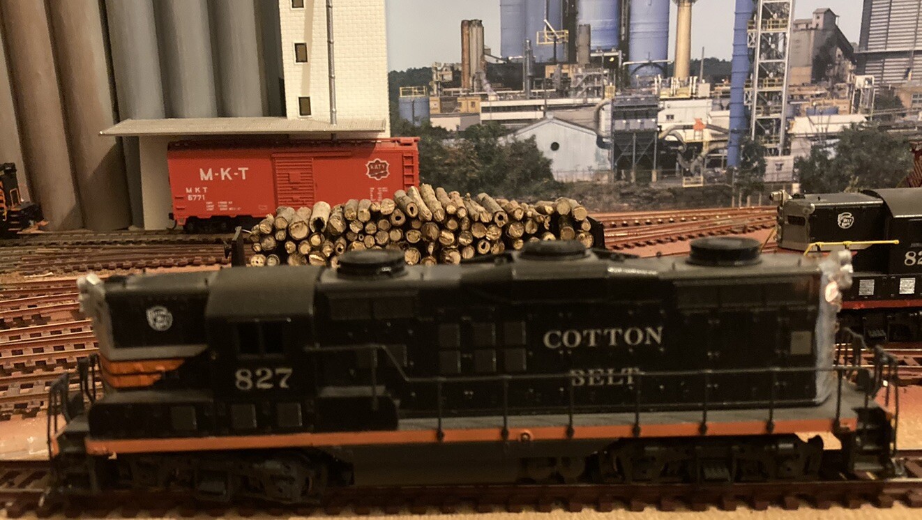 HO Scale KATO GP9 Cotton Belt With DCC and Sound. Part Detailed Limited