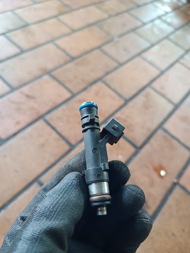 Opel Astra J Meriva B 1.4 Einspritzventil Kraftstoffventil Bosch 0280158205