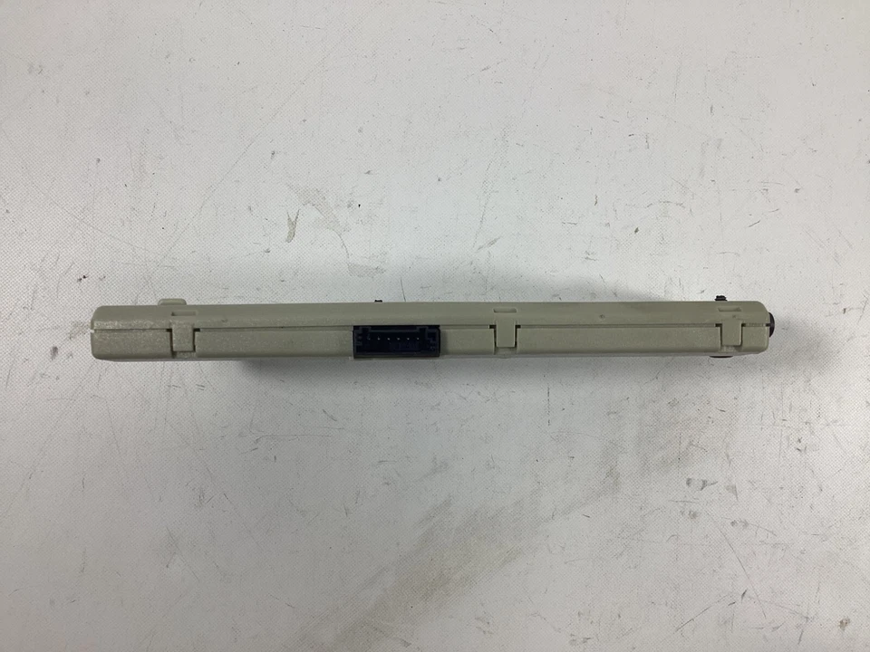 2011 - 2016 BMW 528i 535I ANTENNA AMPLIFIER CONTROL MODULE 9276095 OEM . - Image 2 of 4