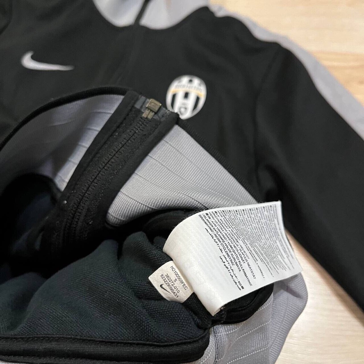 Nike Juventus ウィンドブレーカー Mサイズ 2006-07 Juventus Nike