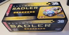 2006 Elliott Sadler 38 M & MS 1/24 Action Platinum NASCAR Diecast