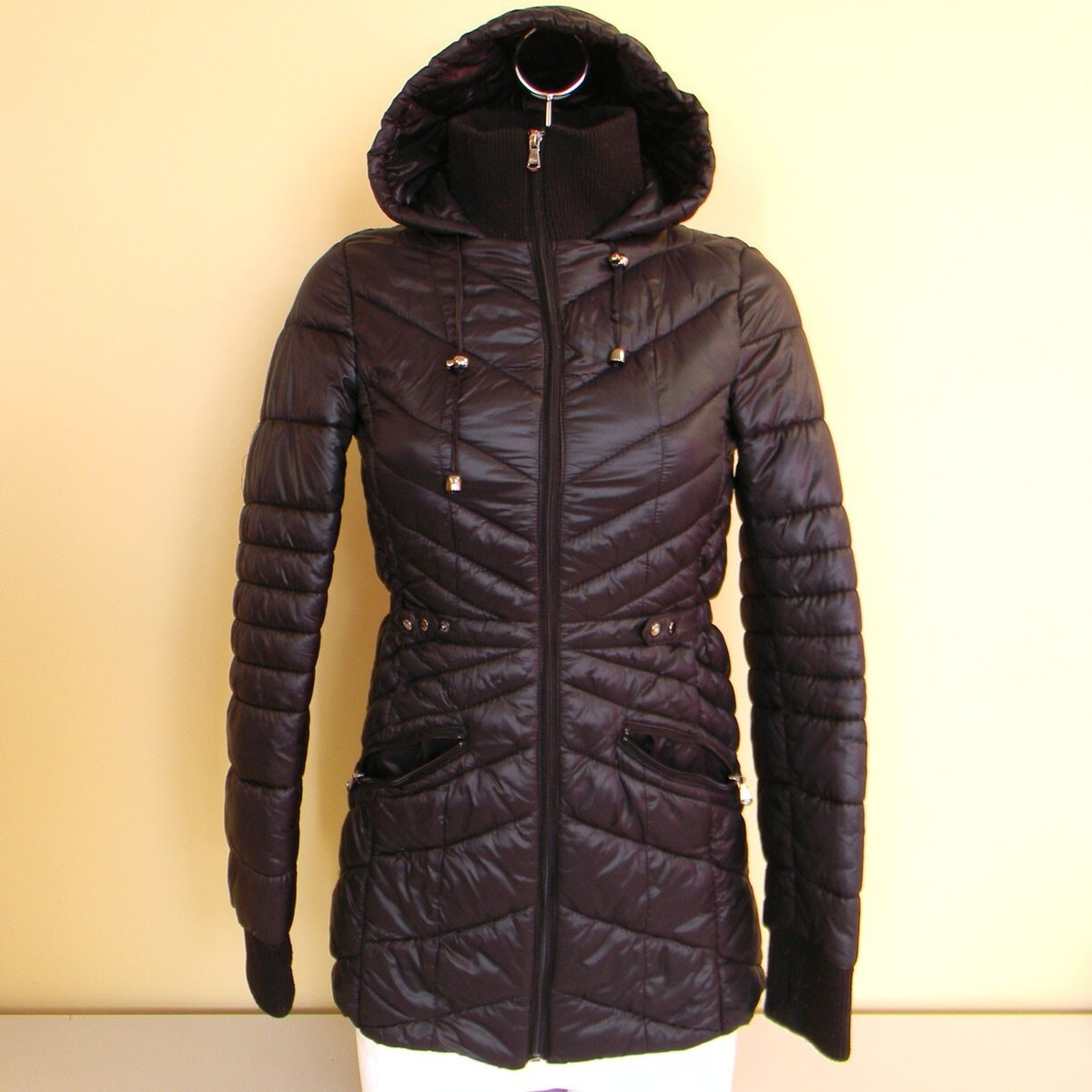 Celsius Premium Women's 4-Way Quilted Hooded Jacket/Puffer Size S
