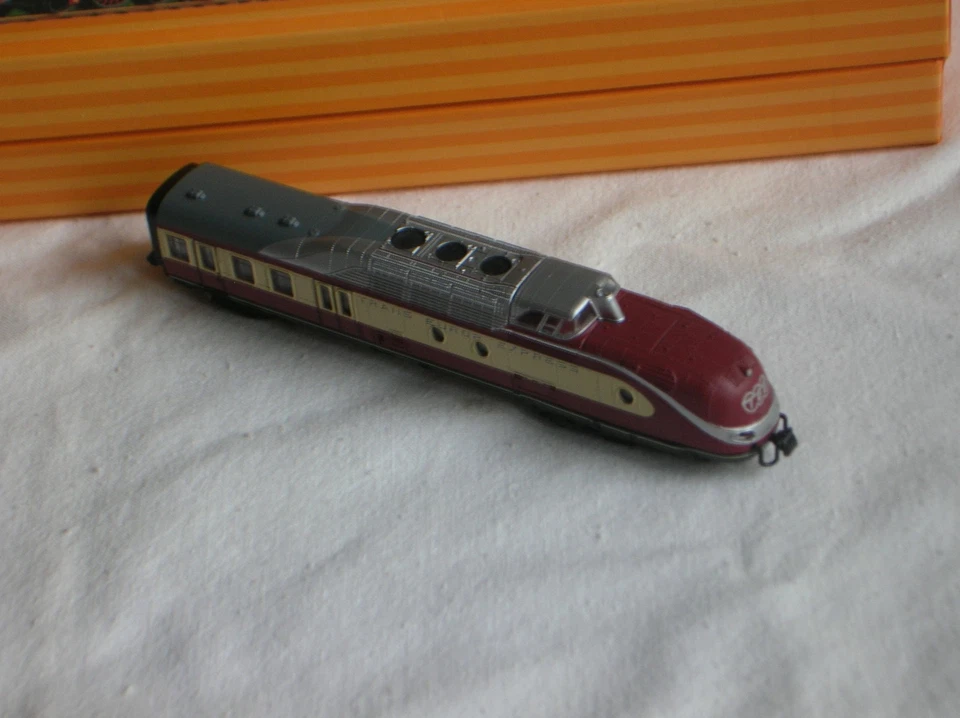 "Der Trans-Europ-Express" TEE VT 11 von Weltbild / Maßst. 1:160 in OVP Rar !! - Bild 4 von 4